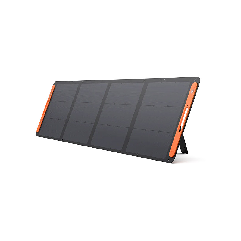 Jackery SolarSaga 200